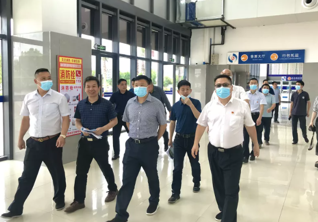 鄱陽長運(yùn)：縣委副書記王宗華一行蒞臨鄱陽長運(yùn)檢查指導(dǎo)文明創(chuàng)建工作