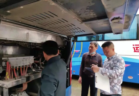 鷹潭長(zhǎng)運(yùn)：貴溪長(zhǎng)運(yùn)完成節(jié)前車輛安全技術(shù)狀況排查