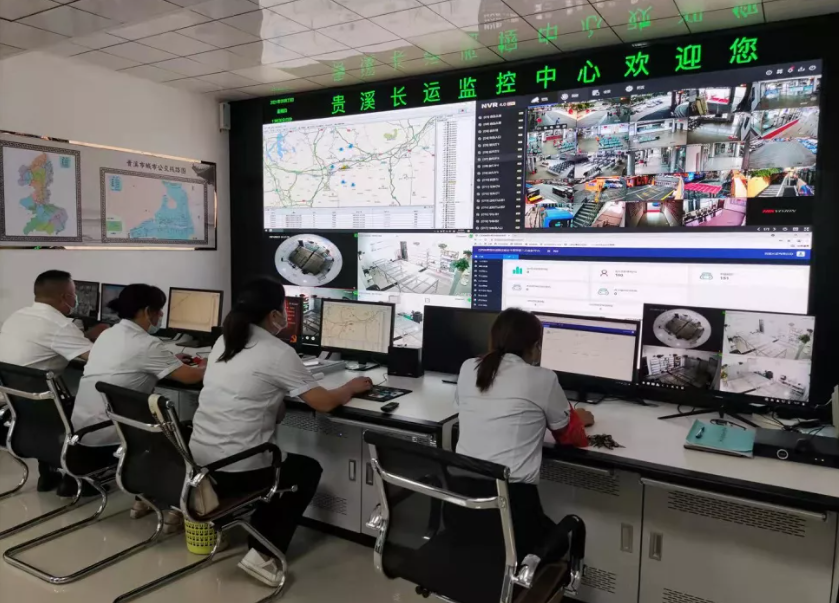 鷹潭長(zhǎng)運(yùn)：貴溪公司監(jiān)控中心、候車(chē)大廳全彩LED顯示屏正式投入使用