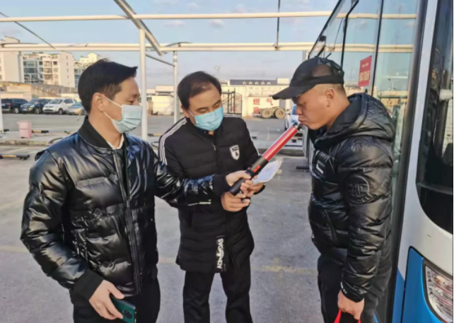 黃山長運(yùn)：強(qiáng)抓安全管理不分周末 落實(shí)主體責(zé)任不論冬夏