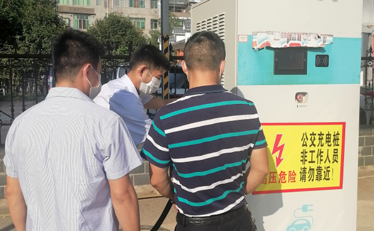 景德鎮(zhèn)長運     開展全面安全、機務、疫情防控工作大檢查