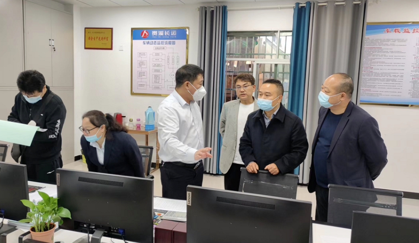 江西長(zhǎng)運(yùn)多家子公司開(kāi)展節(jié)日安全生產(chǎn)、疫情防控督查工作