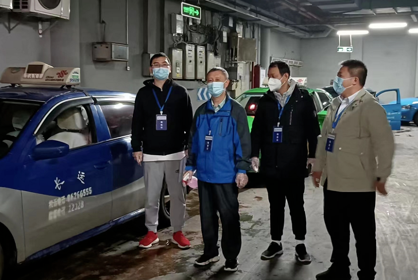 江西長(zhǎng)運(yùn)多家子公司開(kāi)展節(jié)日安全生產(chǎn)、疫情防控督查工作