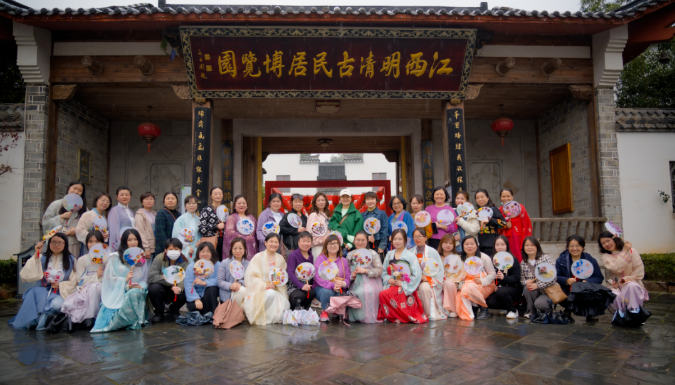 江西長運工會開展“三八”婦女節(jié)國風(fēng)活動 傅琳雁參加