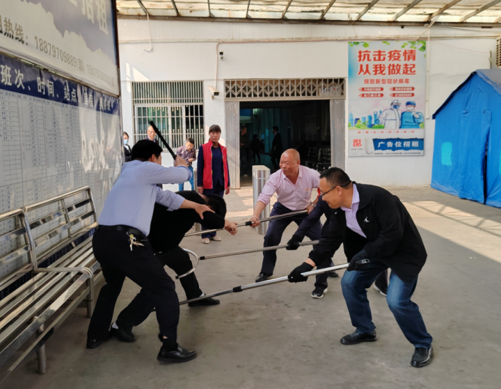 贛州方通:開展反恐防恐及春季消防安全疏散綜合應(yīng)急演練