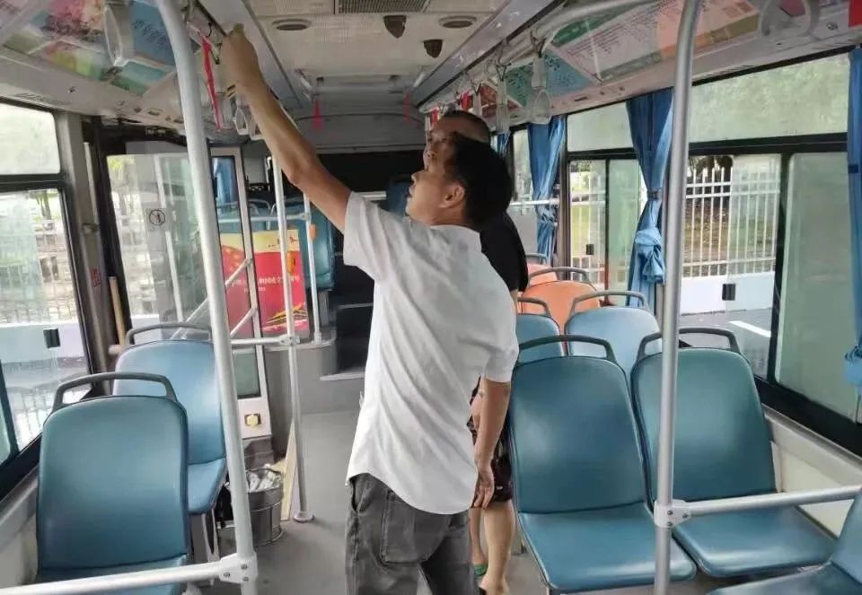 黃山長運 提升服務(wù)質(zhì)量 我們在行動