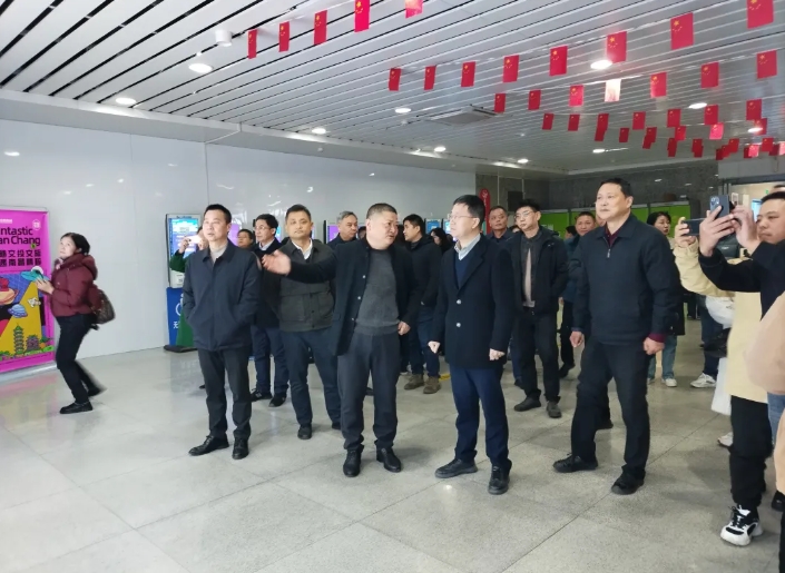 都市城際公交 江西省《汽車(chē)客運(yùn)站服務(wù)規(guī)范》宣貫培訓(xùn)班現(xiàn)場(chǎng)觀(guān)摩南昌全域旅游集散中心運(yùn)營(yíng)情況