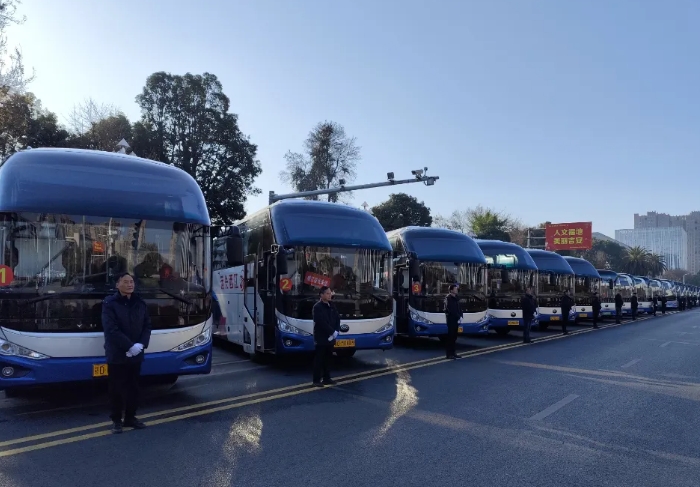 吉安長運(yùn)：圓滿完成市人大、政協(xié)兩會用車保障任務(wù)