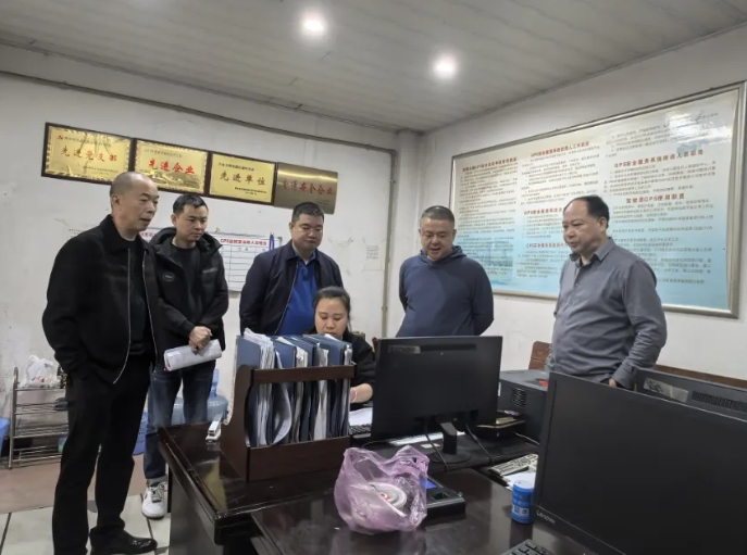 萍鄉(xiāng)長(zhǎng)運(yùn)：開展“清明”期間安全生產(chǎn)督導(dǎo)工作